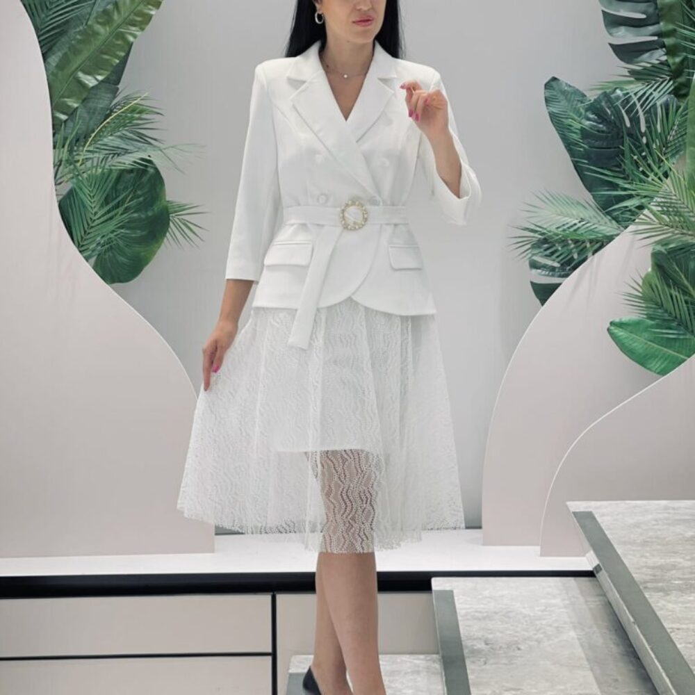 Бяла блейзър-рокля с дантела и колан elizabet-bg