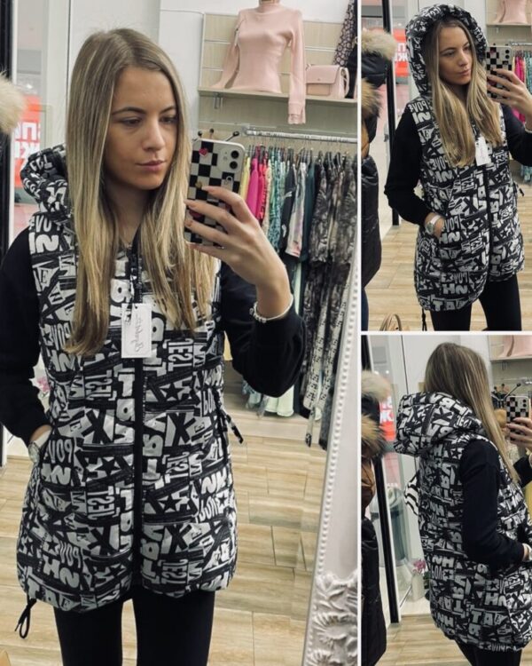 Елек с качулка в черно с бели надписи