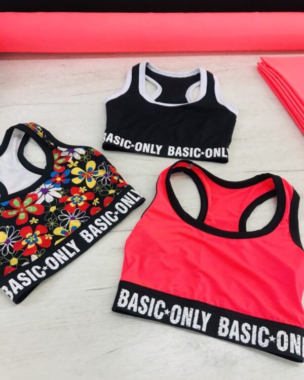 Спортни бюстиета Basic 2