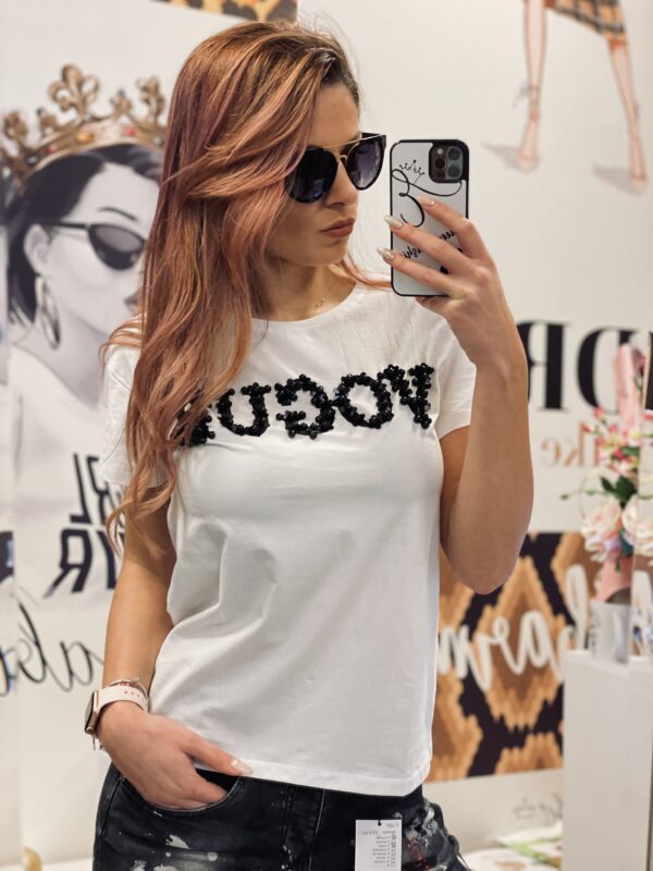 Бяла тениска Vogue elizabet.bg