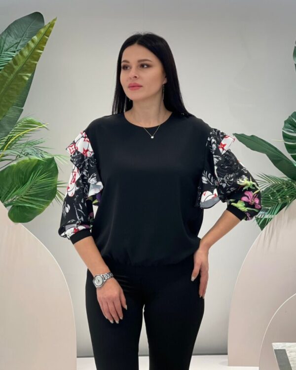 Черна риза с ефентен ръкав